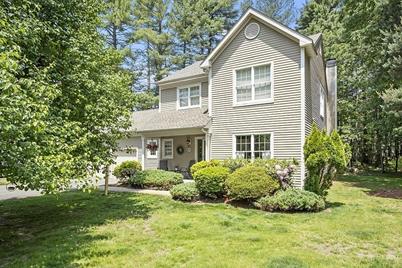 8 Stonegate Lane #8, Bedford, MA 01730 - Photo 1
