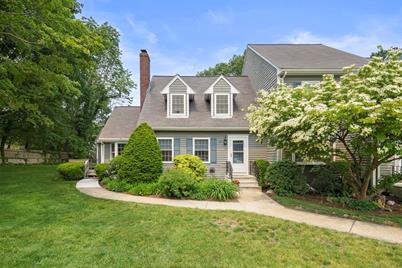23 Washington Green #23, Walpole, MA 02032 - Photo 1