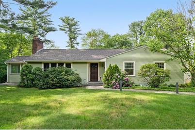 494 North Ave #1, Weston, MA 02493 - Photo 1