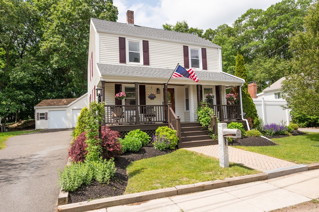 8 Winnegance Ave, Peabody, MA 01960 MLS 73122588 Coldwell Banker