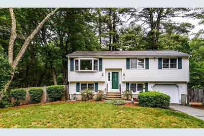 13 Morningside Dr, Billerica, MA 01821 - Photo 1