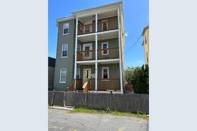 8 Prospect Ave #3, Woburn, MA 01801 - Photo 1