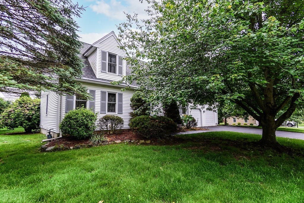 18 Temple St, Medway, MA 02053 MLS 73124904 Coldwell Banker