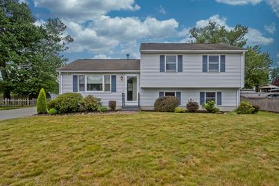 135 Starling Rd, Springfield, MA 01119 - Photo 1