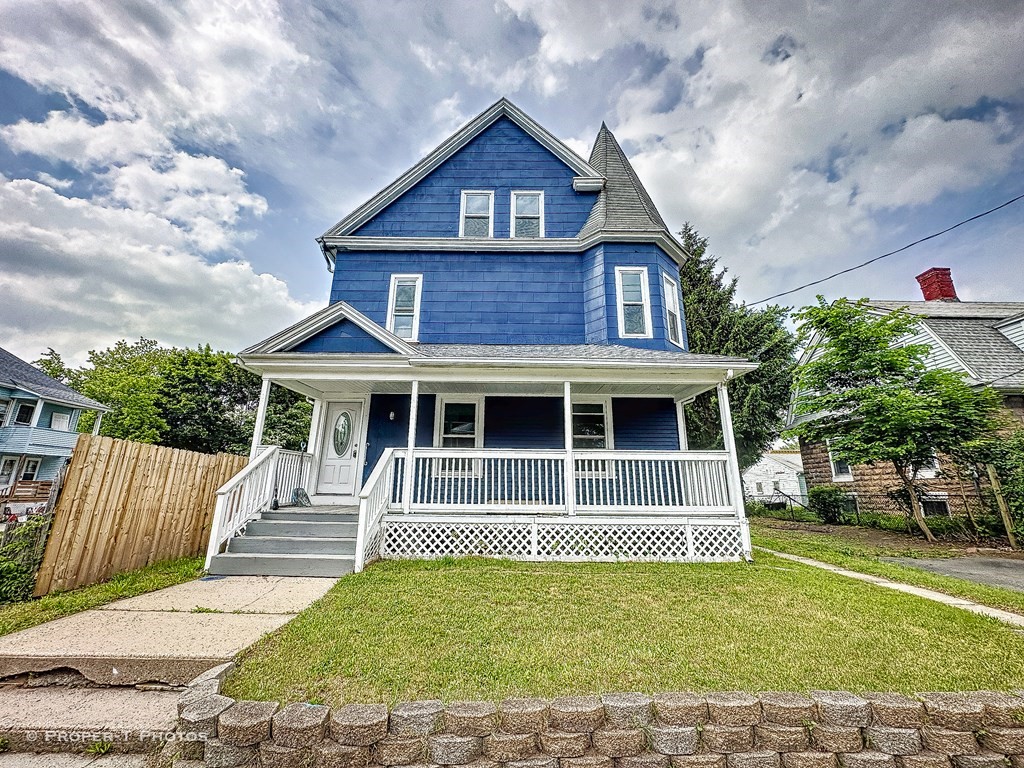 5 Shawmut Ave, Holyoke, MA 01040 MLS 73126112 Coldwell Banker