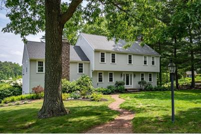 25 Ledgewood Dr, Duxbury, MA 02332 - Photo 1