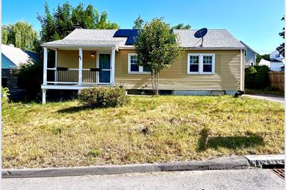 51 Greendale Ave, Worcester, MA 01606 - Photo 1