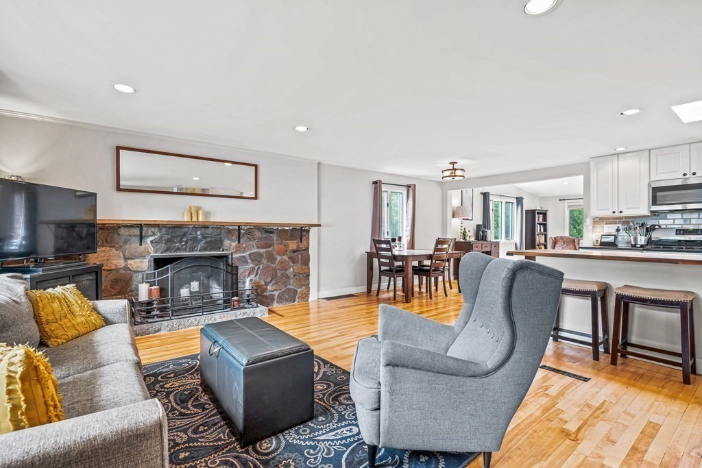 18 Pond Farm Rd, Dedham, MA 02026 MLS 73127837 Coldwell Banker