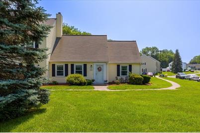 2501 Forest Park Drive #61, Auburn, MA 01501 - Photo 1