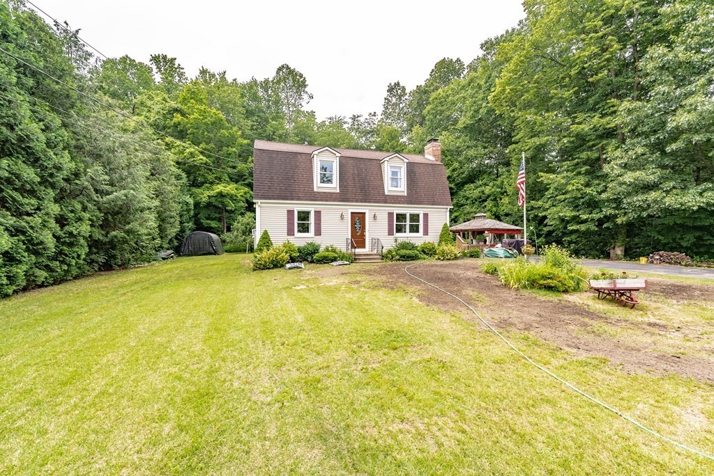 986 Russell Rd, Westfield, MA 01085 - MLS 73128998 - Coldwell Banker