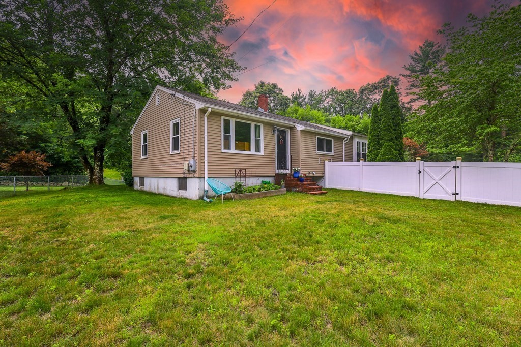 2 Spruce St, Foxboro, MA 02035 MLS 73129777 Coldwell Banker
