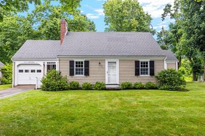 12 Merrymount Road, Hingham, MA 02043 - Photo 1