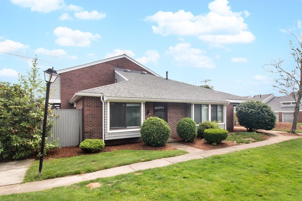 29 Rosewood Dr 29, Stoughton, MA 02072 MLS 73132012 Coldwell Banker