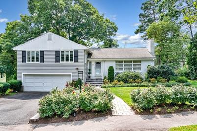 30 Burdean Rd, Newton, MA 02459 - Photo 1