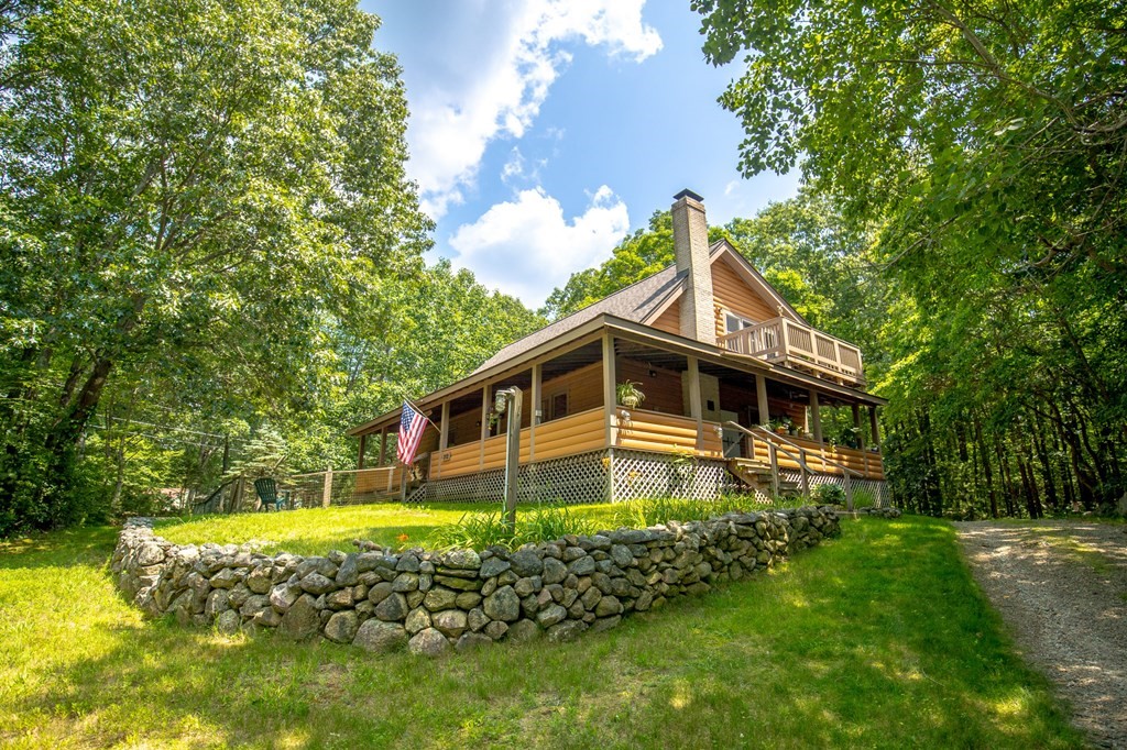 312 High St, Uxbridge, MA 01569 MLS 73135019 Coldwell Banker