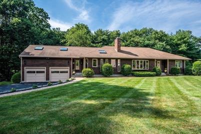 25 Rogers Ave, Marlborough, MA 01752 - Photo 1