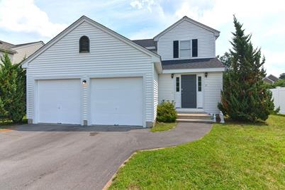 17 Derby St, Framingham, MA 01701 - Photo 1