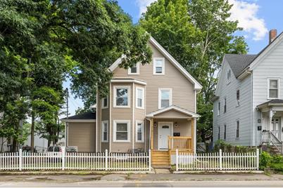 510 Crescent St, Brockton, MA 02302 - Photo 1