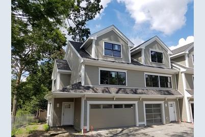 1525 Beacon St #3, Newton, MA 02468 - Photo 1