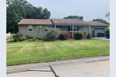 15 Valley View, Smithfield, RI 02828 - Photo 1