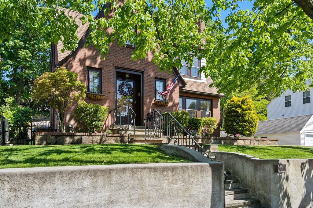 575 Pleasant St, Milton, MA 02186 MLS 73141838 Coldwell Banker