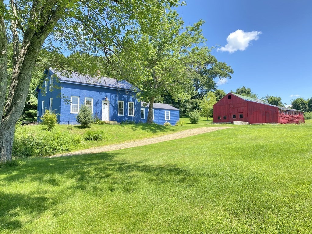 22 Brookfield Rd North Brookfield MA 01535 MLS 73142912 Coldwell 22 Brookfield Rd North Brookfield MA 01535 MLS 73142912 Coldwell