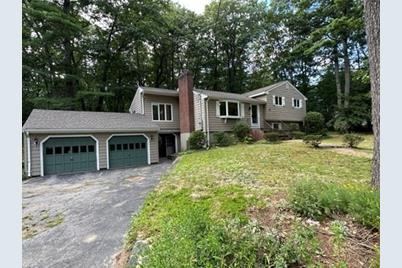 342 Hemenway St, Marlborough, MA 01752 - Photo 1