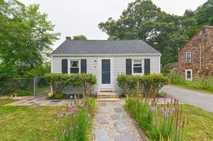 842 E Washington St Hanson, MA 02341