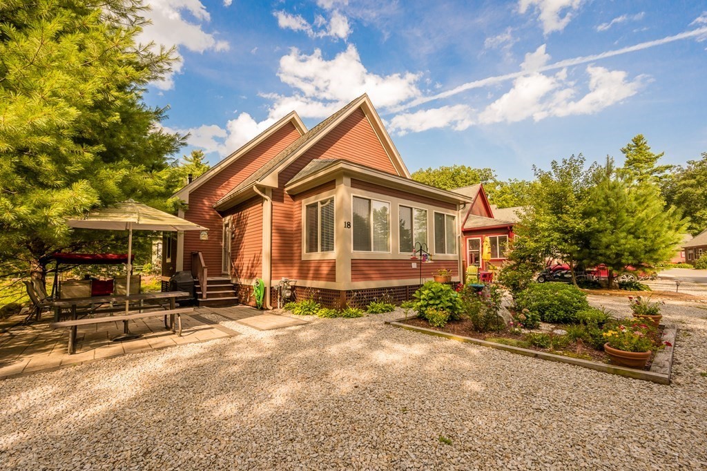 18 Summer Village Rd 18, Westford, MA 01886 MLS 73145634 Coldwell