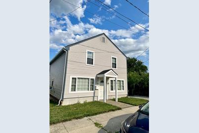 10 Aberdeen St, Fall River, MA 02721 - Photo 1