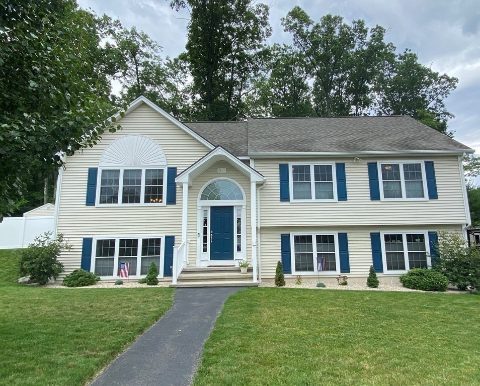 58 Vista Cir, Holden, MA 01520 MLS 73148419 Coldwell Banker