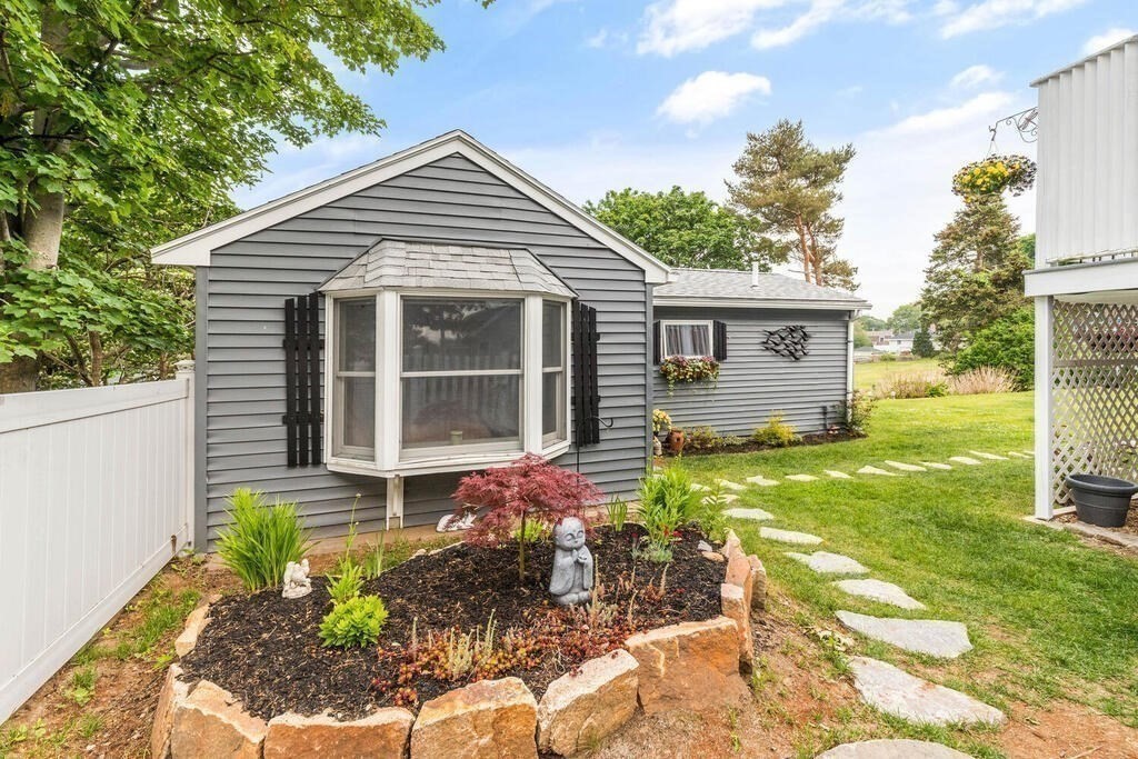 95 R Wheeler St, Gloucester, MA 01930 MLS 73148603 Coldwell Banker