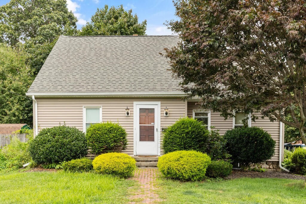 6 Arnold Rd, Worcester, MA 01607 MLS 73149131 Coldwell Banker