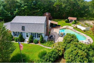 1 Lisa Lane, Mashpee, MA 02649 - Photo 1