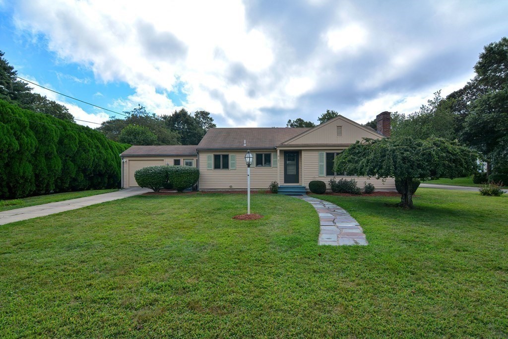 81 Cherry Hill Dr, Seekonk, MA 02771 MLS 73150308 Coldwell Banker