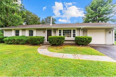 368 Mount Fair Circle, Swansea, MA 02777 - Photo 1