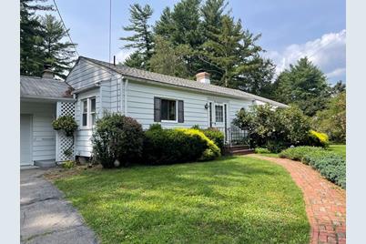 423 Florence Rd, Northampton, MA 01062 - Photo 1