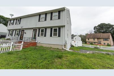 25 Catalpa Cir, Worcester, MA 01602 - Photo 1