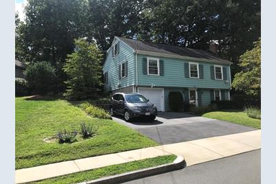 17 Echo Street, Melrose, MA 02176 - Photo 1