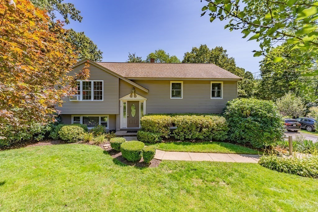 17 Clearview Dr, West Brookfield, MA 01585 MLS 73153953 Coldwell Banker