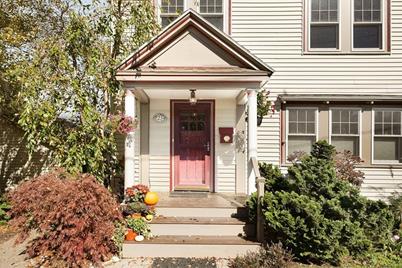 25 Green St, Marblehead, MA 01945 - Photo 1