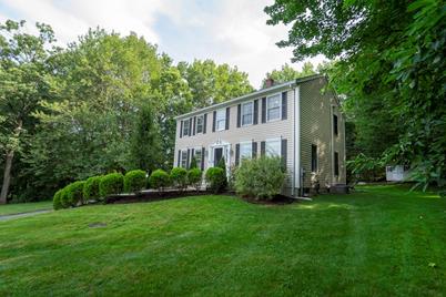 10 Hillside Ave, Clinton, MA 01510 - Photo 1