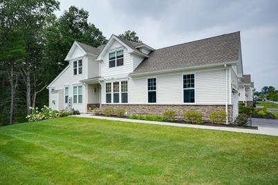 53 Phoebe St #53, Methuen, MA 01844 - Photo 1