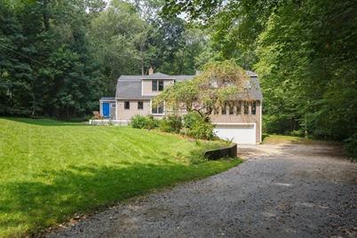 246 Middle St, West Newbury, MA 01985 - Photo 1