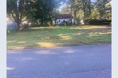 2 Lakemont St, Southwick, MA 01077 - Photo 1