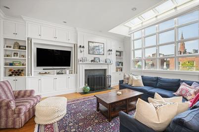 98 Chestnut St #4, Boston, MA 02108 - Photo 1