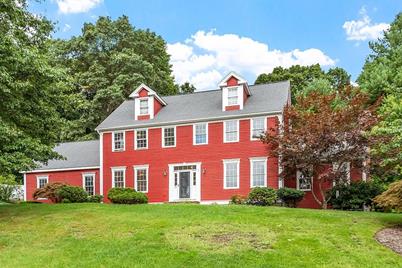 20 Blackthorn Rd, Shrewsbury, MA 01545 - Photo 1