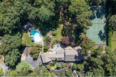 88 Sol E Mar St, Dartmouth, MA 02748 - Photo 1