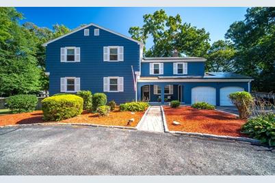 16 Deerfoot Dr, East Longmeadow, MA 01028 - Photo 1