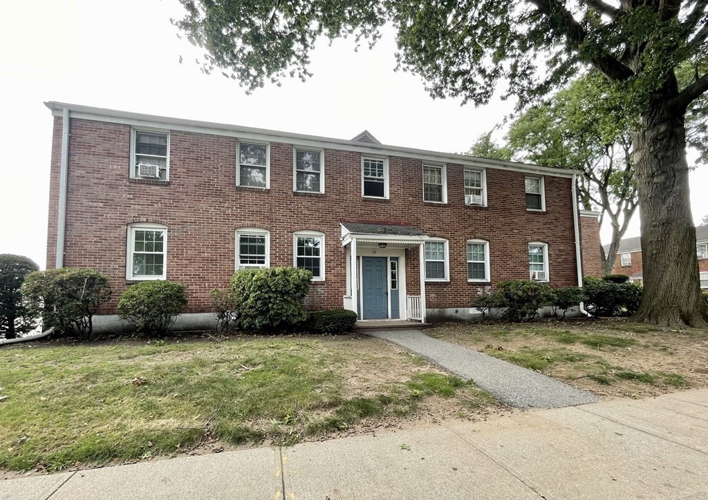 15 Colony Rd 1A, West Springfield, MA 01089 MLS 73161684 Coldwell